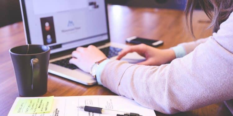 Comment devenir designer graphique ?